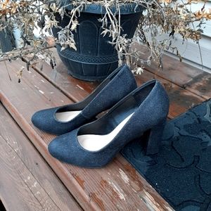 Le Château  black shoes